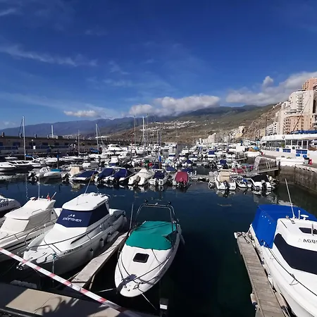 Home2book Comfort Getaway Terrace & Bbq, Prázdninový dům Radazul