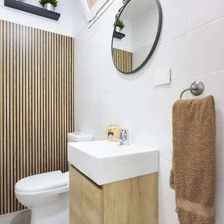 Home2book Comfort Getaway Terrace & Bbq, Semesterbostad Radazul