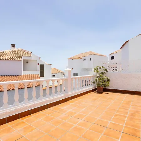 Home2book Comfort Getaway Terrace & Bbq, Semesterbostad *