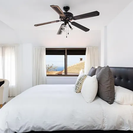 Home2book Comfort Getaway Terrace & Bbq, Semesterbostad