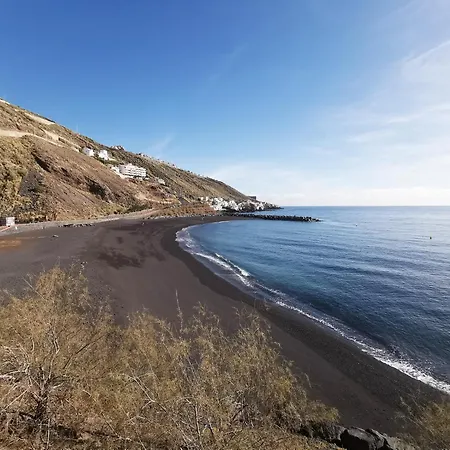 Semesterbostad Home2book Comfort Getaway Terrace & Bbq, *