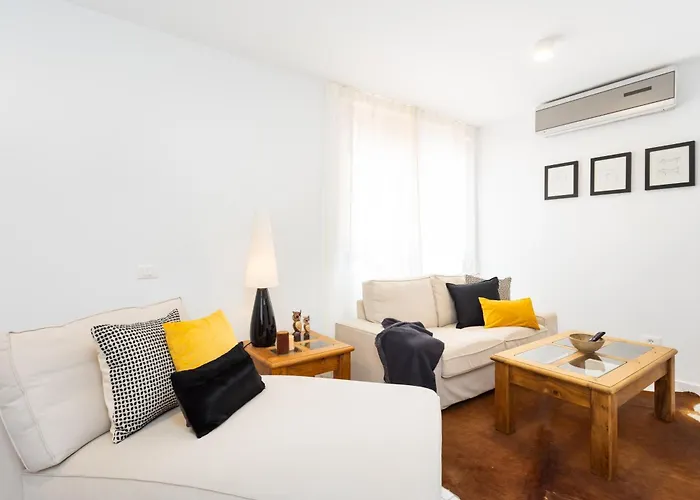 Home2book Comfort Getaway Terrace & Bbq, 度假居 Radazul