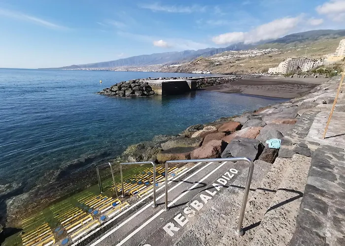 Home2book Comfort Getaway Terrace & Bbq, * Radazul