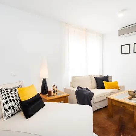 Home2book Comfort Getaway Terrace & Bbq, Feriehus Radazul