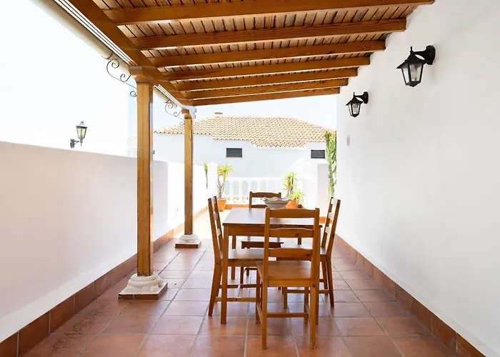 Home2book Comfort Getaway Terrace & Bbq, Сasa de vacaciones *